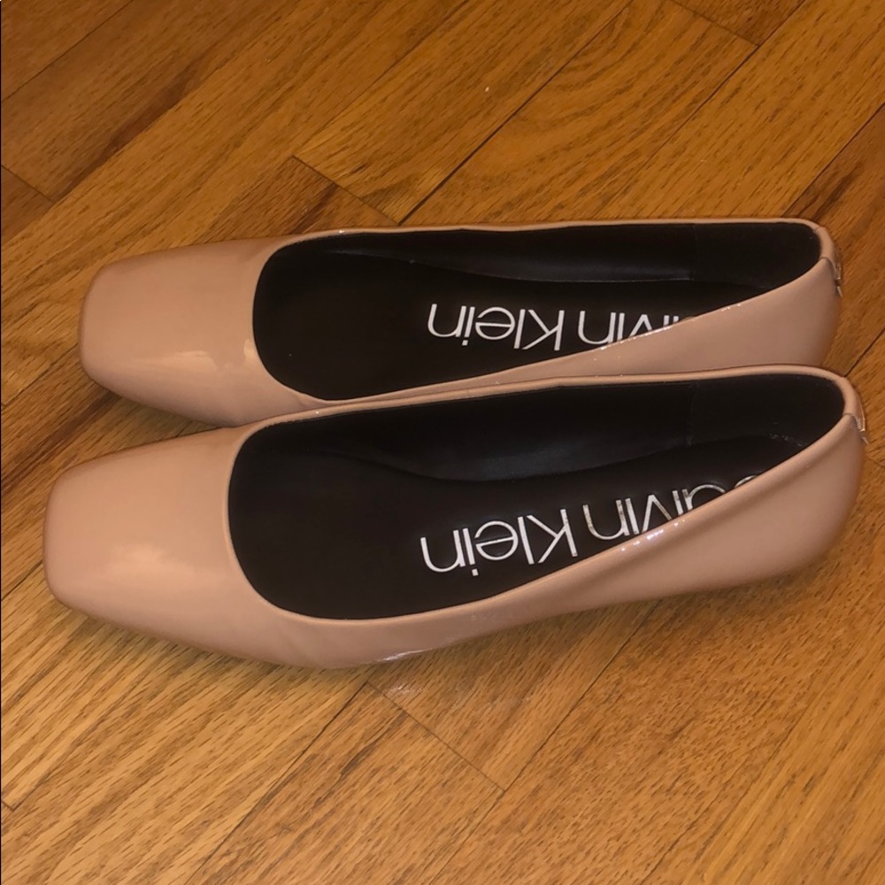 Calvin Klein Flats